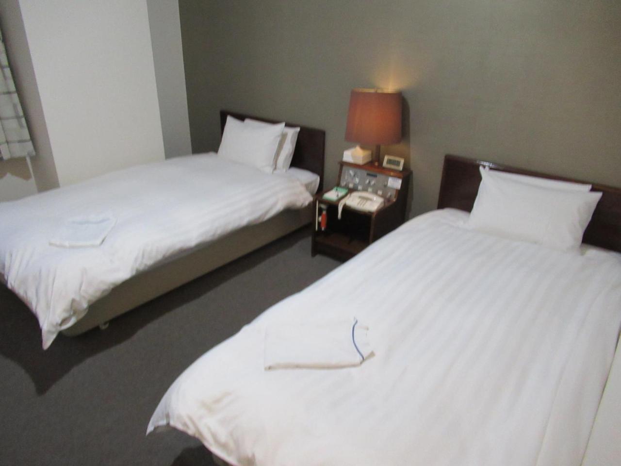 Hotel Tomakomai Green Hills Exterior foto